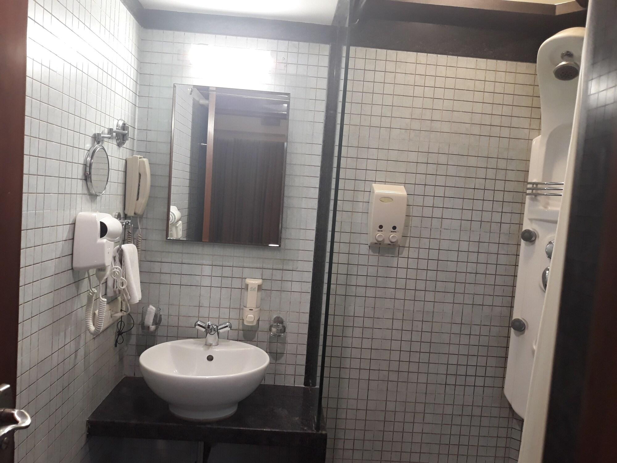 Fabhotel Shubhangan - Nr Bandra Мумбаи Экстерьер фото